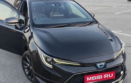 Toyota Corolla, 2022 год, 1 650 000 рублей, 2 фотография