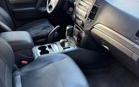 Mitsubishi Pajero IV, 2011 год, 1 850 000 рублей, 9 фотография