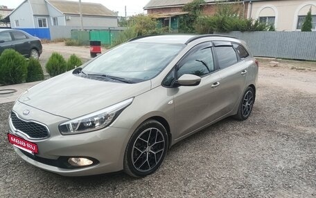 KIA cee'd III, 2013 год, 1 370 000 рублей, 2 фотография