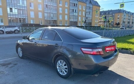 Toyota Camry, 2008 год, 600 000 рублей, 3 фотография