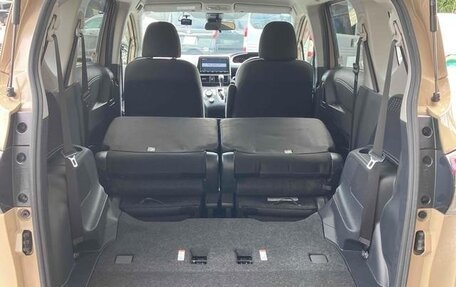Toyota Sienta II, 2018 год, 1 600 089 рублей, 12 фотография