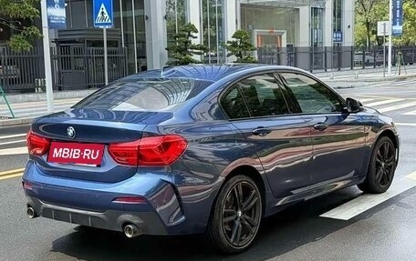 BMW 1 серия, 2023 год, 1 800 000 рублей, 6 фотография
