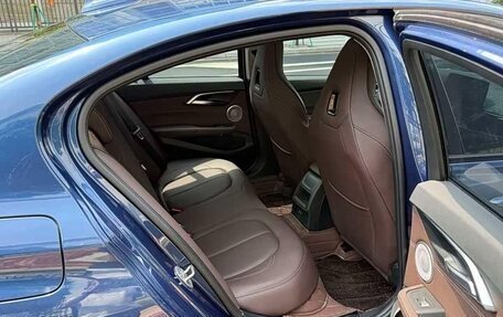 BMW 1 серия, 2023 год, 1 800 000 рублей, 10 фотография