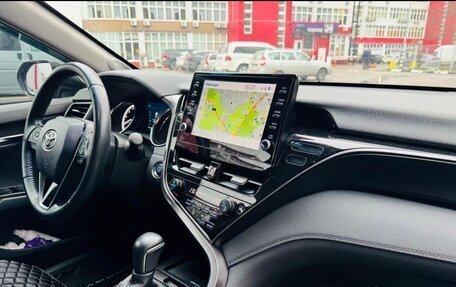 Toyota Camry, 2021 год, 3 200 000 рублей, 9 фотография