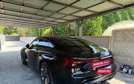 Audi e-tron GT, 2021 год, 9 600 000 рублей, 3 фотография