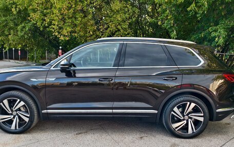 Volkswagen Touareg III, 2018 год, 4 350 000 рублей, 7 фотография