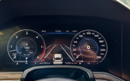 Volkswagen Touareg III, 2018 год, 4 350 000 рублей, 17 фотография