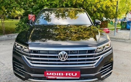 Volkswagen Touareg III, 2018 год, 4 350 000 рублей, 9 фотография