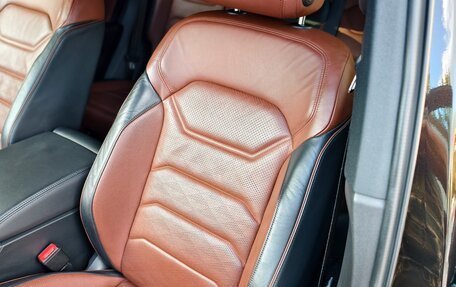 Volkswagen Touareg III, 2018 год, 4 350 000 рублей, 26 фотография