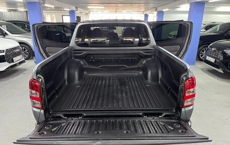 Mitsubishi L200 IV рестайлинг, 2018 год, 1 695 000 рублей, 20 фотография