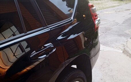 Toyota Land Cruiser Prado 150 рестайлинг 2, 2014 год, 3 690 000 рублей, 9 фотография