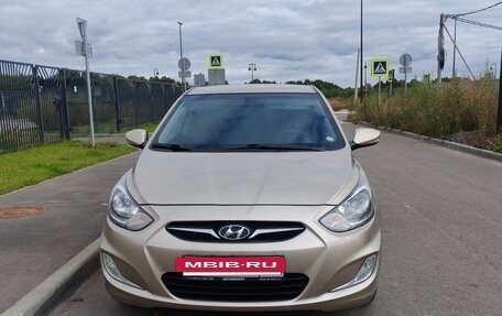 Hyundai Solaris II рестайлинг, 2012 год, 729 000 рублей, 12 фотография