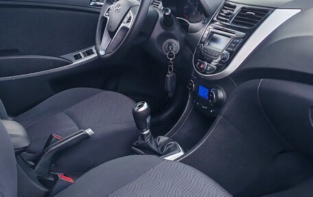 Hyundai Solaris II рестайлинг, 2012 год, 729 000 рублей, 16 фотография