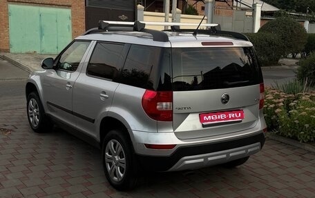 Skoda Yeti I рестайлинг, 2015 год, 1 220 000 рублей, 1 фотография