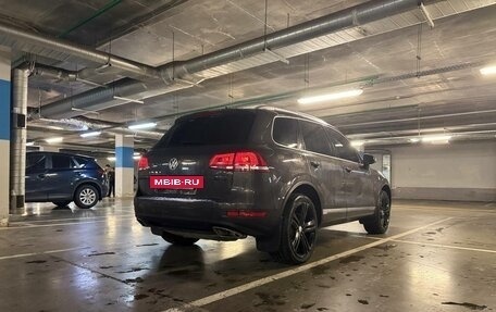 Volkswagen Touareg III, 2012 год, 2 100 000 рублей, 4 фотография