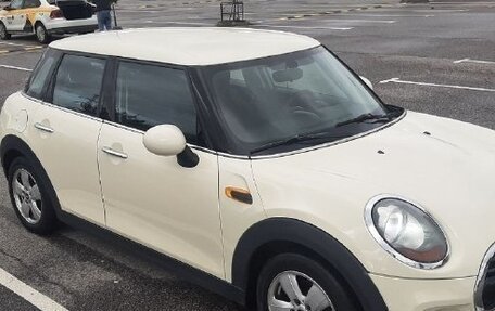 MINI Hatch, 2015 год, 800 000 рублей, 3 фотография