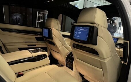 BMW 7 серия, 2010 год, 1 555 000 рублей, 2 фотография