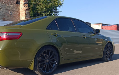Toyota Camry, 2007 год, 1 810 000 рублей, 2 фотография