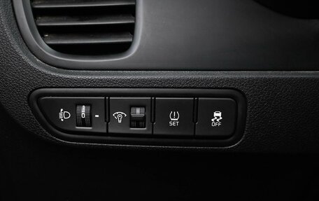 KIA Rio IV, 2018 год, 1 319 000 рублей, 17 фотография