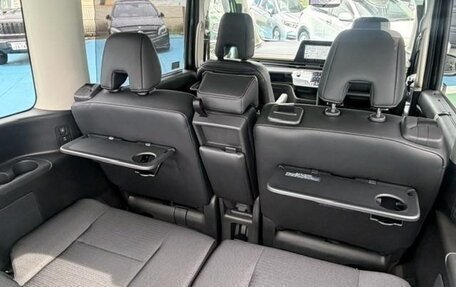 Nissan Serena, 2024 год, 2 400 000 рублей, 14 фотография