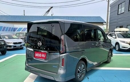 Nissan Serena, 2024 год, 2 400 000 рублей, 7 фотография