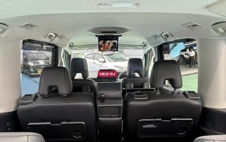 Nissan Serena, 2024 год, 2 400 000 рублей, 21 фотография