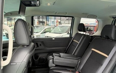 Nissan Serena, 2024 год, 2 400 000 рублей, 30 фотография