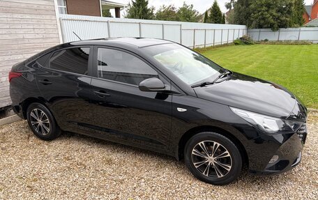 Hyundai Solaris II рестайлинг, 2020 год, 1 575 000 рублей, 3 фотография