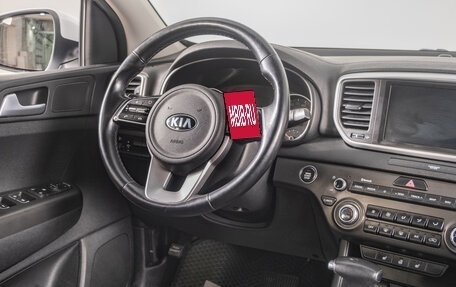 KIA Sportage IV рестайлинг, 2020 год, 2 239 000 рублей, 10 фотография