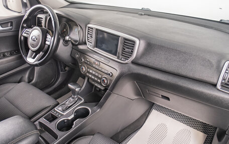 KIA Sportage IV рестайлинг, 2020 год, 2 239 000 рублей, 18 фотография