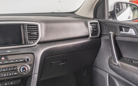 KIA Sportage IV рестайлинг, 2020 год, 2 239 000 рублей, 12 фотография