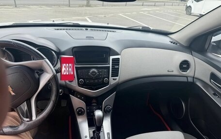 Chevrolet Cruze II, 2012 год, 670 000 рублей, 9 фотография