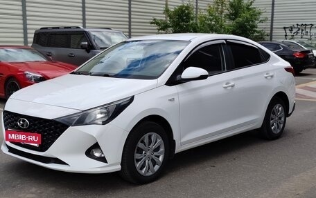 Hyundai Solaris II рестайлинг, 2021 год, 1 350 000 рублей, 3 фотография