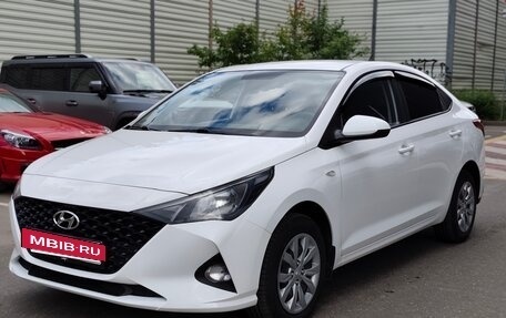 Hyundai Solaris II рестайлинг, 2021 год, 1 350 000 рублей, 8 фотография