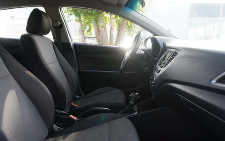 Hyundai Solaris II рестайлинг, 2018 год, 1 199 000 рублей, 19 фотография