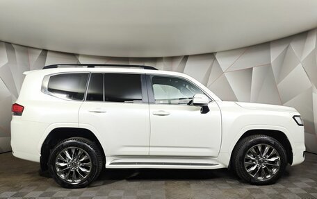 Toyota Land Cruiser, 2022 год, 9 099 000 рублей, 6 фотография