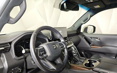 Toyota Land Cruiser, 2022 год, 9 099 000 рублей, 18 фотография