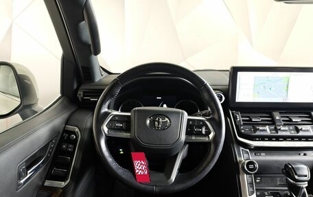 Toyota Land Cruiser, 2022 год, 9 099 000 рублей, 19 фотография
