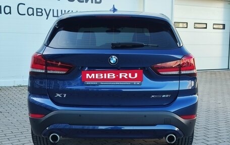 BMW X1, 2019 год, 2 990 000 рублей, 4 фотография
