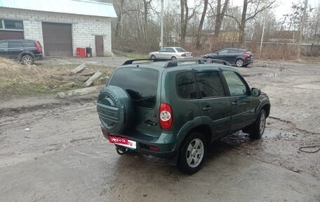 Chevrolet Niva I рестайлинг, 2010 год, 390 000 рублей, 3 фотография