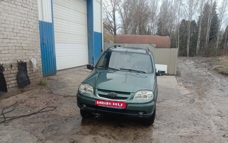 Chevrolet Niva I рестайлинг, 2010 год, 390 000 рублей, 5 фотография