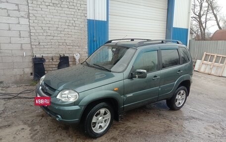 Chevrolet Niva I рестайлинг, 2010 год, 390 000 рублей, 6 фотография