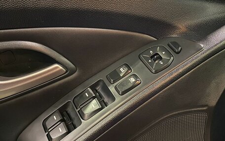 Hyundai ix35 I рестайлинг, 2013 год, 1 315 000 рублей, 23 фотография