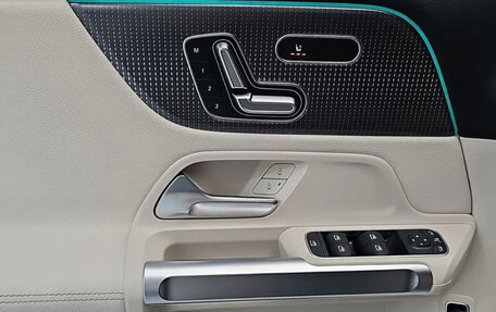 Mercedes-Benz GLB, 2023 год, 3 790 000 рублей, 6 фотография