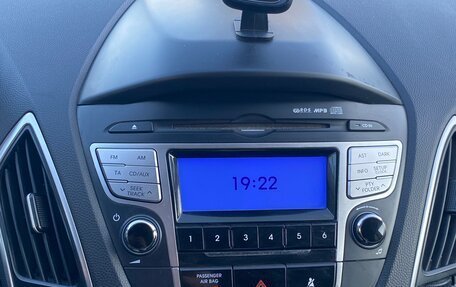 Hyundai ix35 I рестайлинг, 2013 год, 1 350 000 рублей, 2 фотография