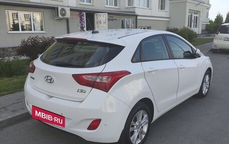 Hyundai i30 II рестайлинг, 2012 год, 950 000 рублей, 3 фотография