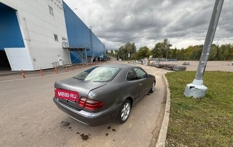 Mercedes-Benz CLK-Класс, 2000 год, 205 000 рублей, 4 фотография