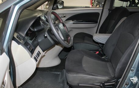 Mitsubishi Grandis, 2008 год, 757 000 рублей, 12 фотография