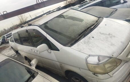 Nissan Serena II, 2000 год, 150 000 рублей, 2 фотография