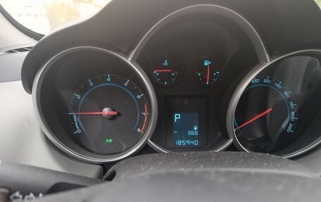Chevrolet Cruze II, 2014 год, 800 000 рублей, 6 фотография